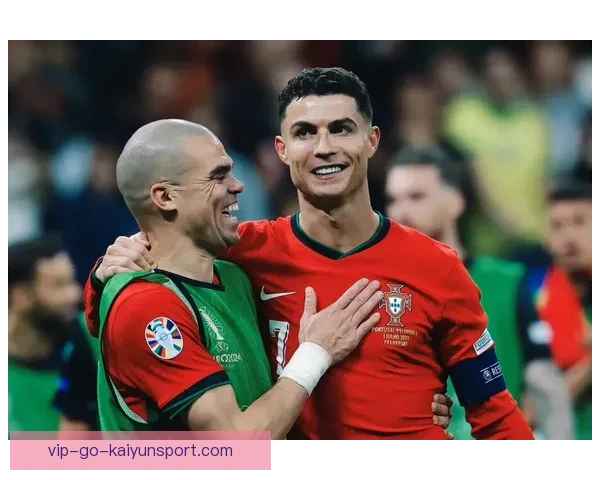 从欧冠之王到国家英雄C罗荣誉簿写就足球传奇人生巅峰岁月全记录